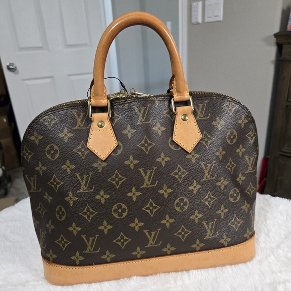 Louis Vuitton Monogram Alma PM EUC - Picture 1 of 17